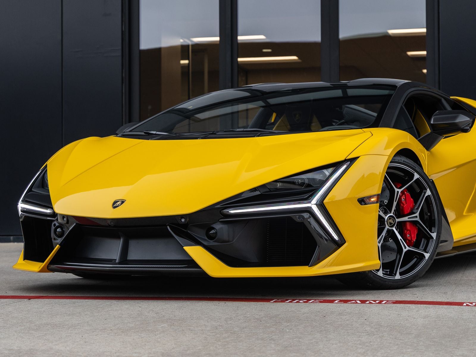 2026 Lamborghini Revuelto Base