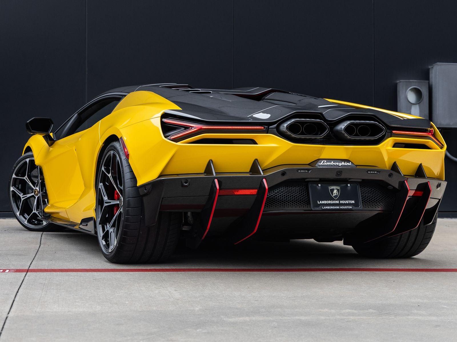2026 Lamborghini Revuelto Base