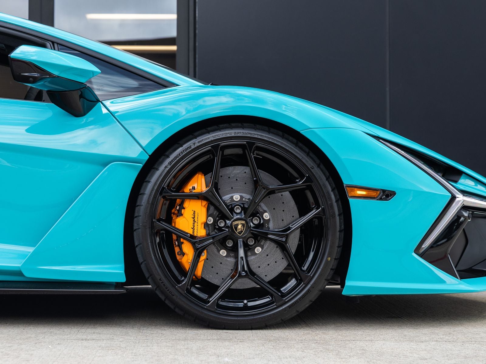 2026 Lamborghini Revuelto Base