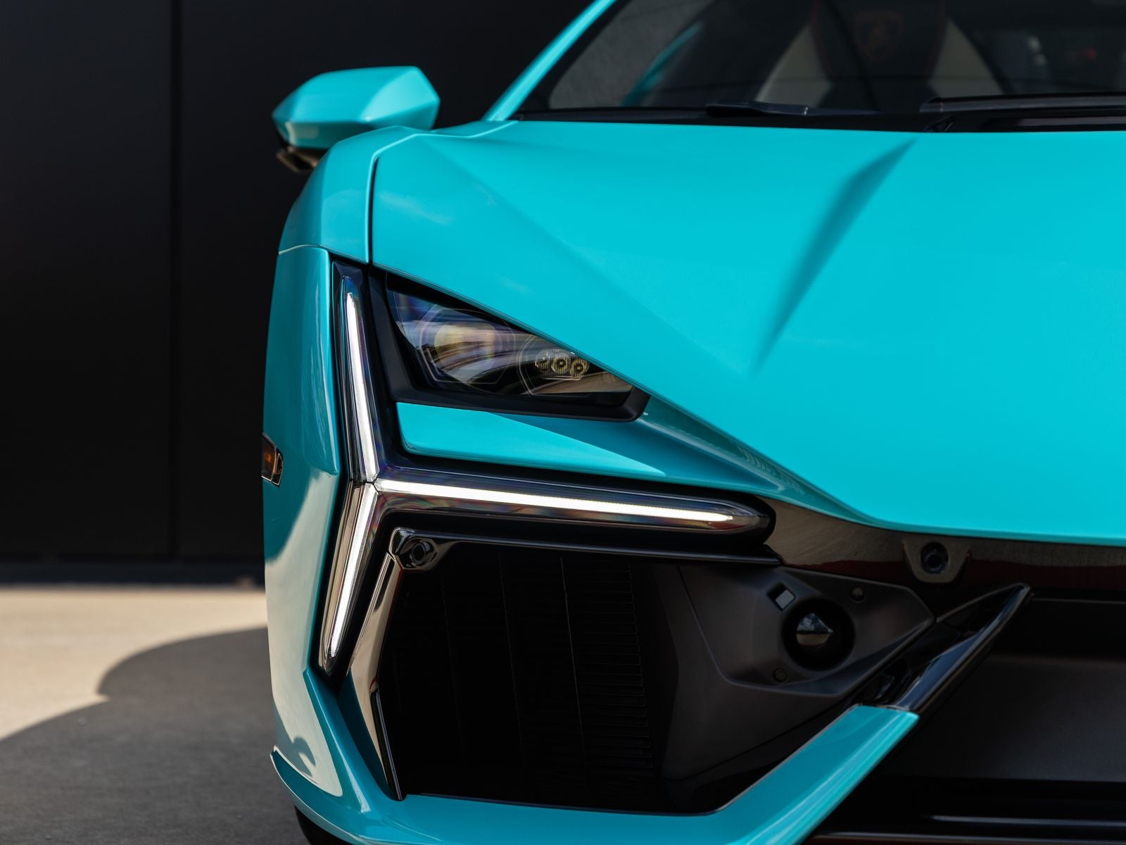 2026 Lamborghini Revuelto Base