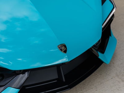 2026 Lamborghini Revuelto Base