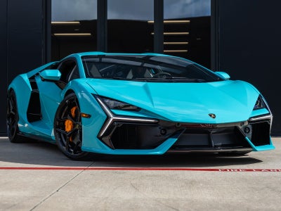 2026 Lamborghini Revuelto Base