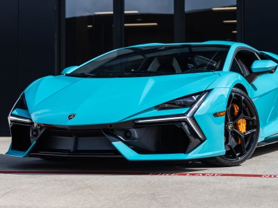 2026 Lamborghini Revuelto Base