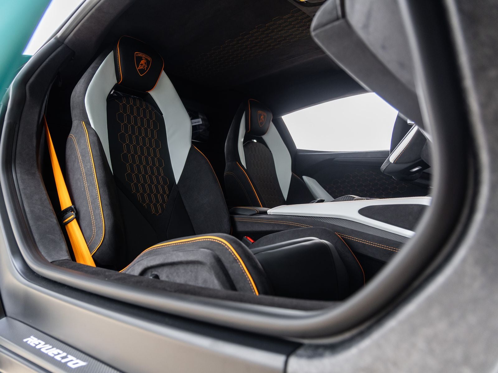 2026 Lamborghini Revuelto Base