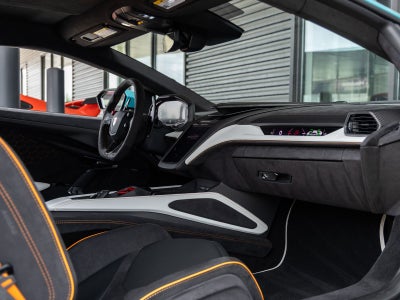 2026 Lamborghini Revuelto Base