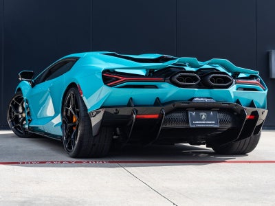2026 Lamborghini Revuelto Base