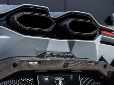 2024 Lamborghini Revuelto Base