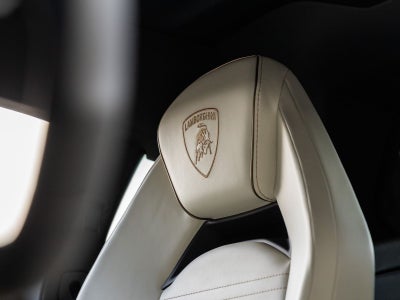 2024 Lamborghini Revuelto Base