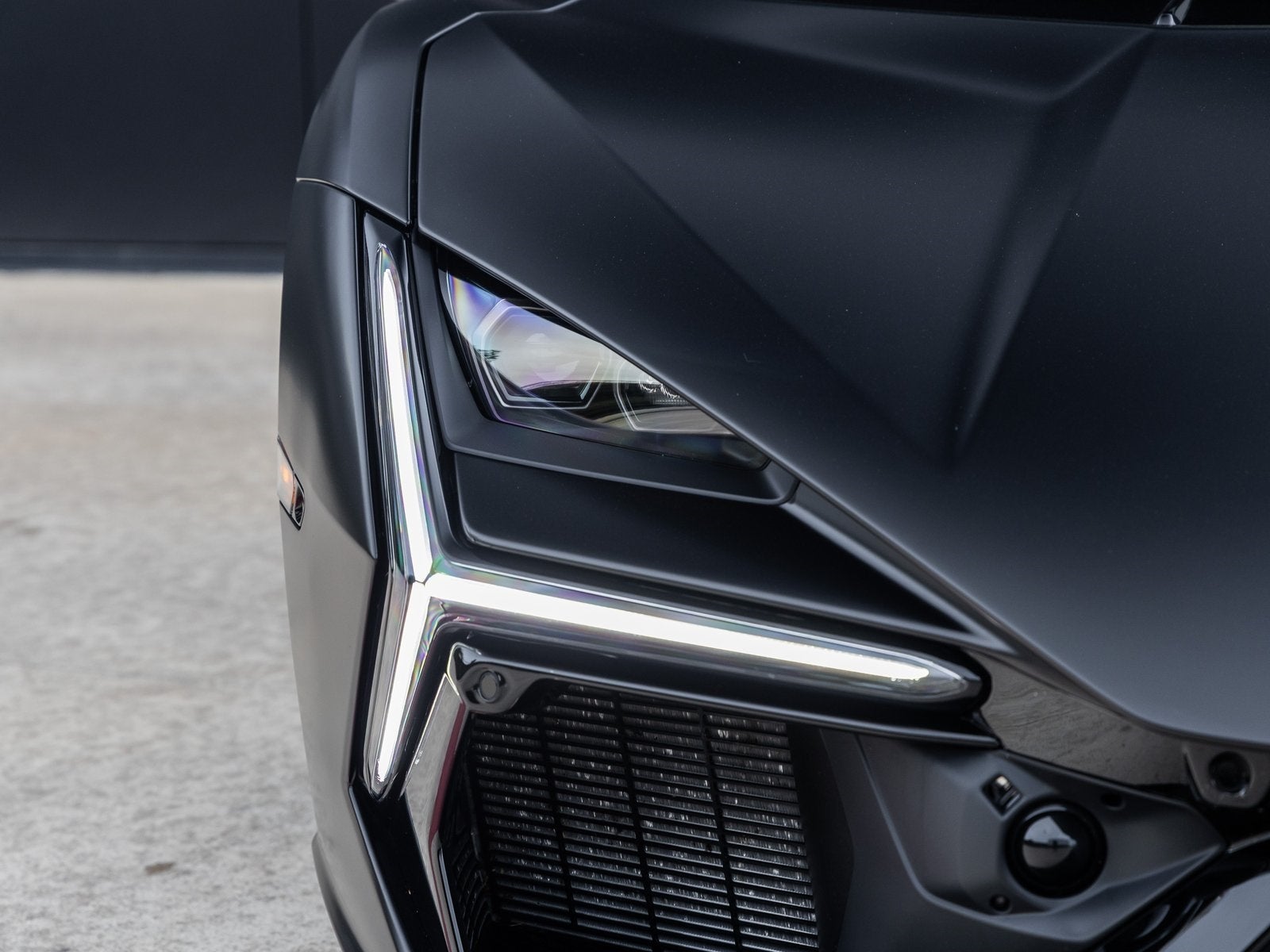 2024 Lamborghini Revuelto Base