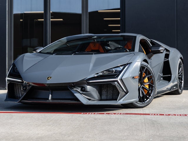 2025 Lamborghini Revuelto Base