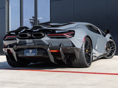 2025 Lamborghini Revuelto Base