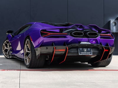 2026 Lamborghini Revuelto Base