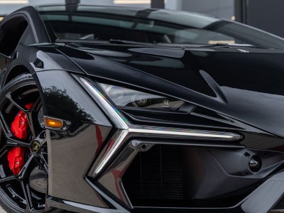 2026 Lamborghini Revuelto Base