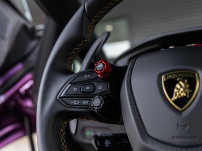 2025 Lamborghini Revuelto Base