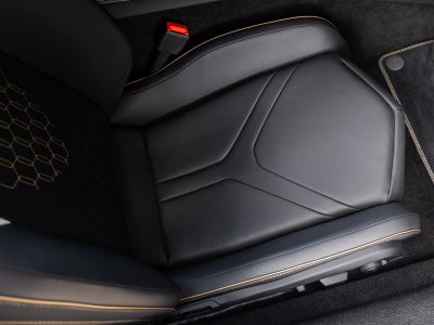 2025 Lamborghini Revuelto Base