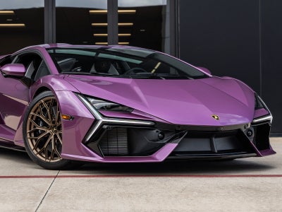 2025 Lamborghini Revuelto Base