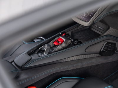 2025 Lamborghini Revuelto Base