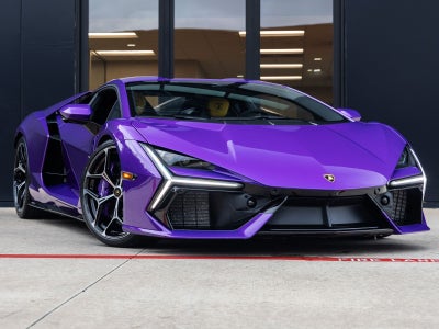 2025 Lamborghini Revuelto Base