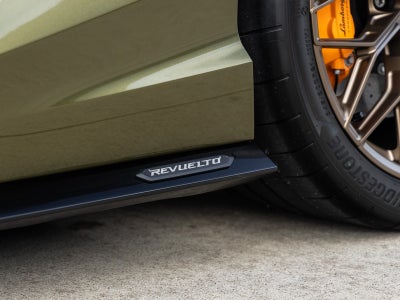 2026 Lamborghini Revuelto Base