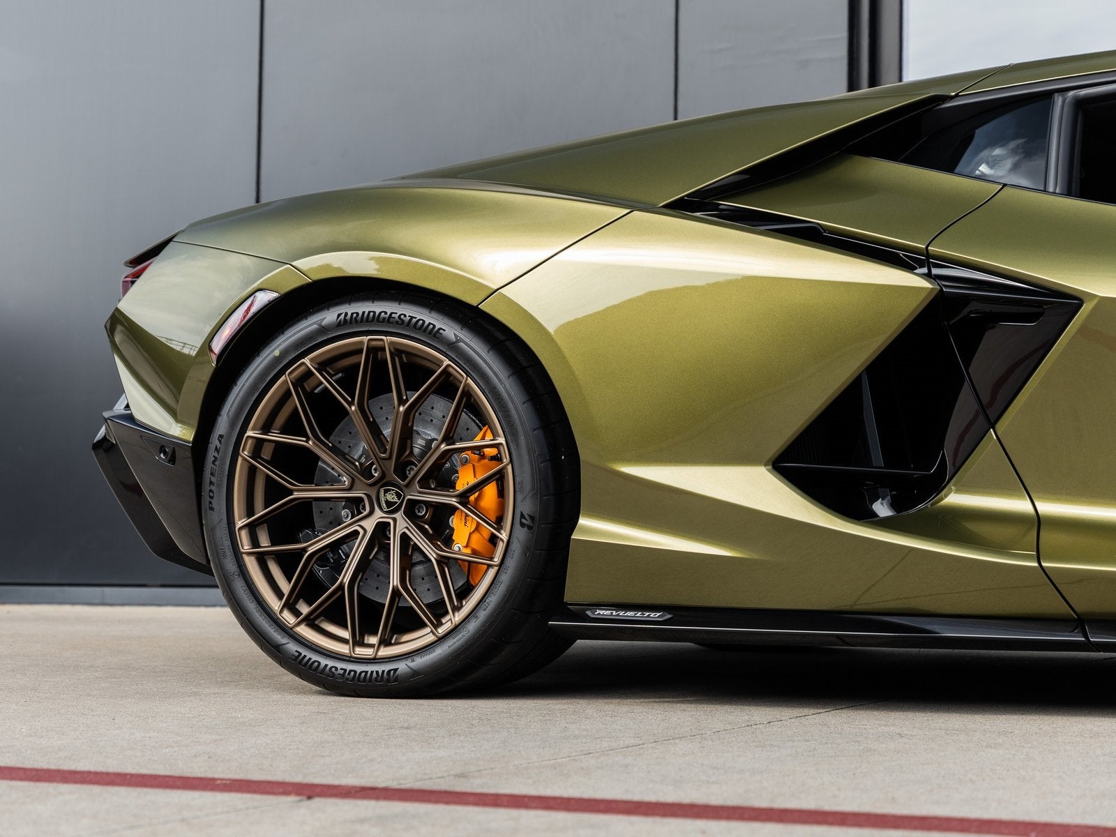 2026 Lamborghini Revuelto Base