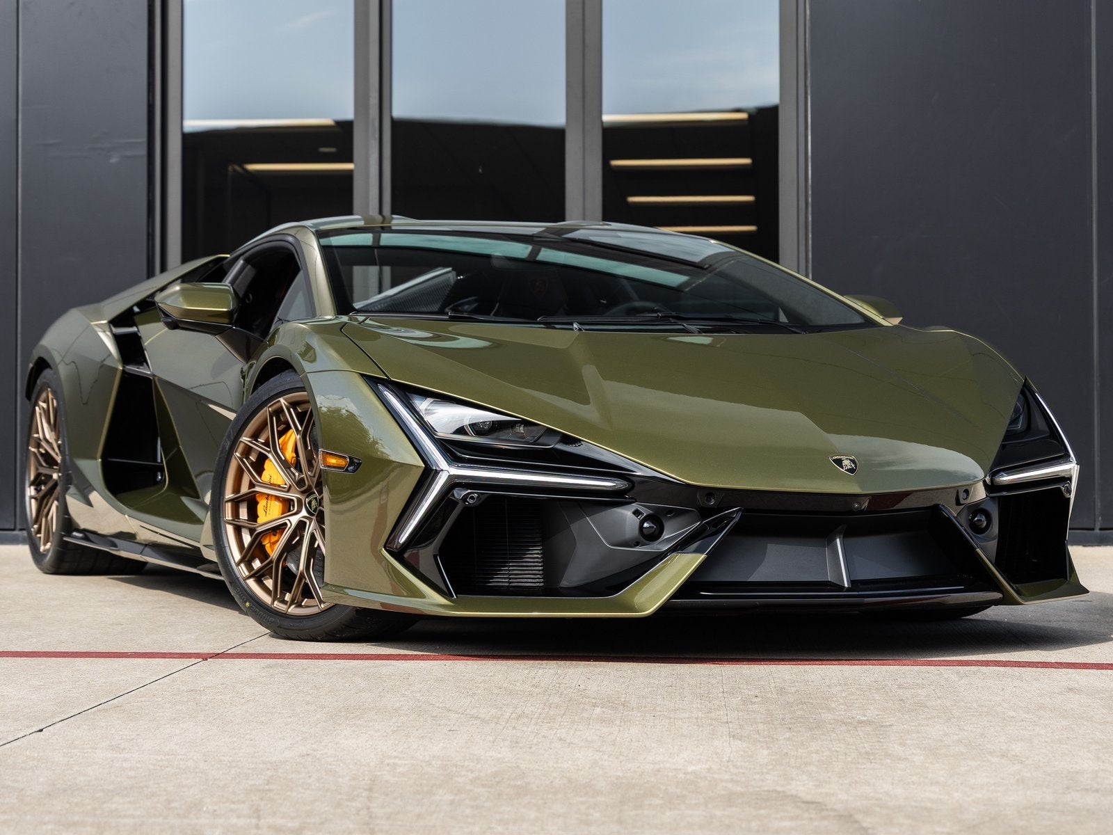 2026 Lamborghini Revuelto Base