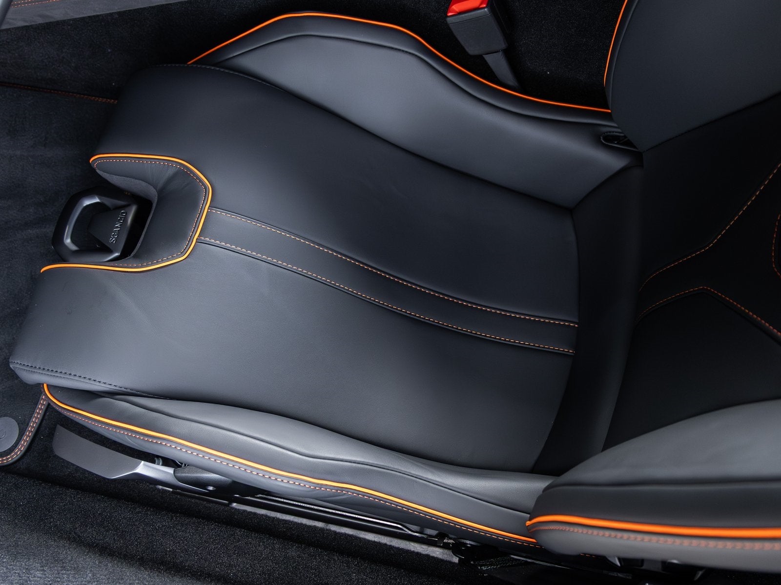 2026 Lamborghini Revuelto Base