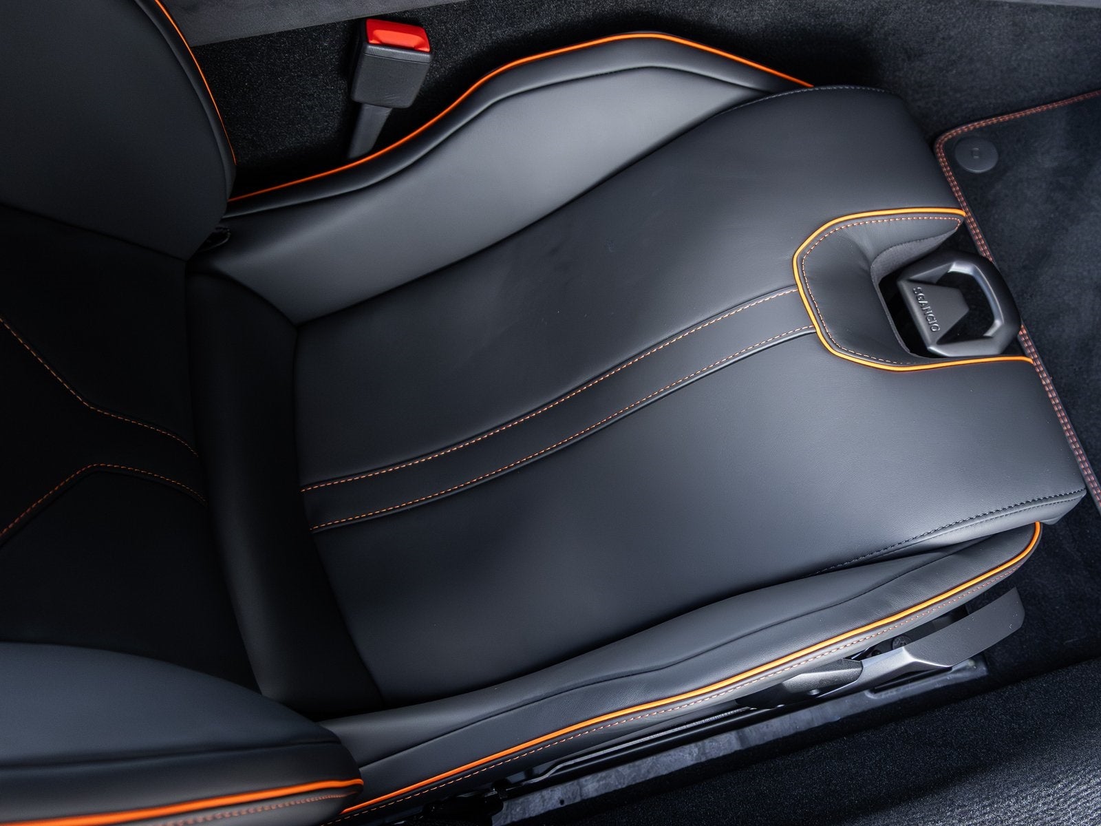 2026 Lamborghini Revuelto Base