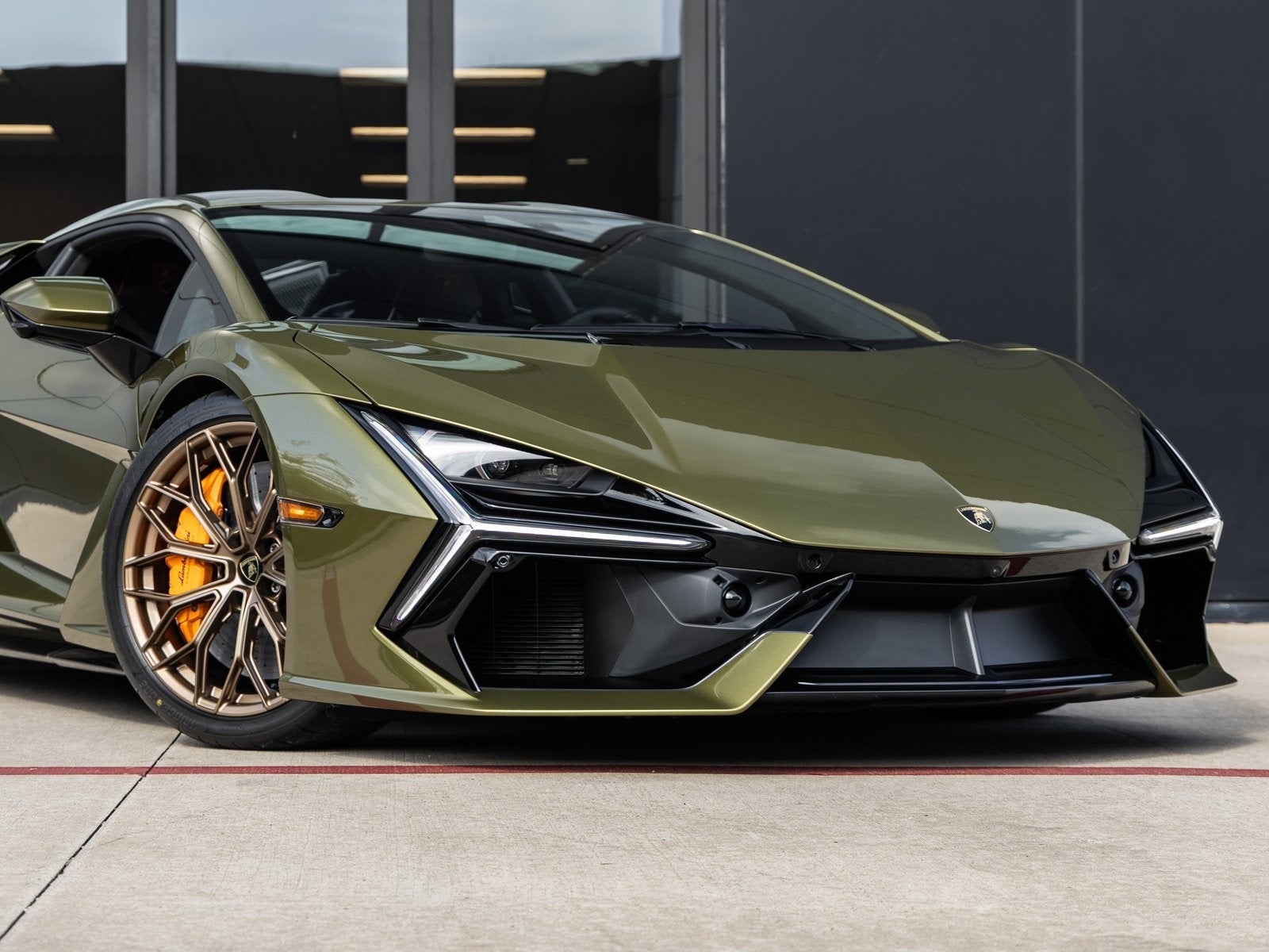 2026 Lamborghini Revuelto Base