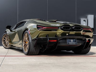 2026 Lamborghini Revuelto Base