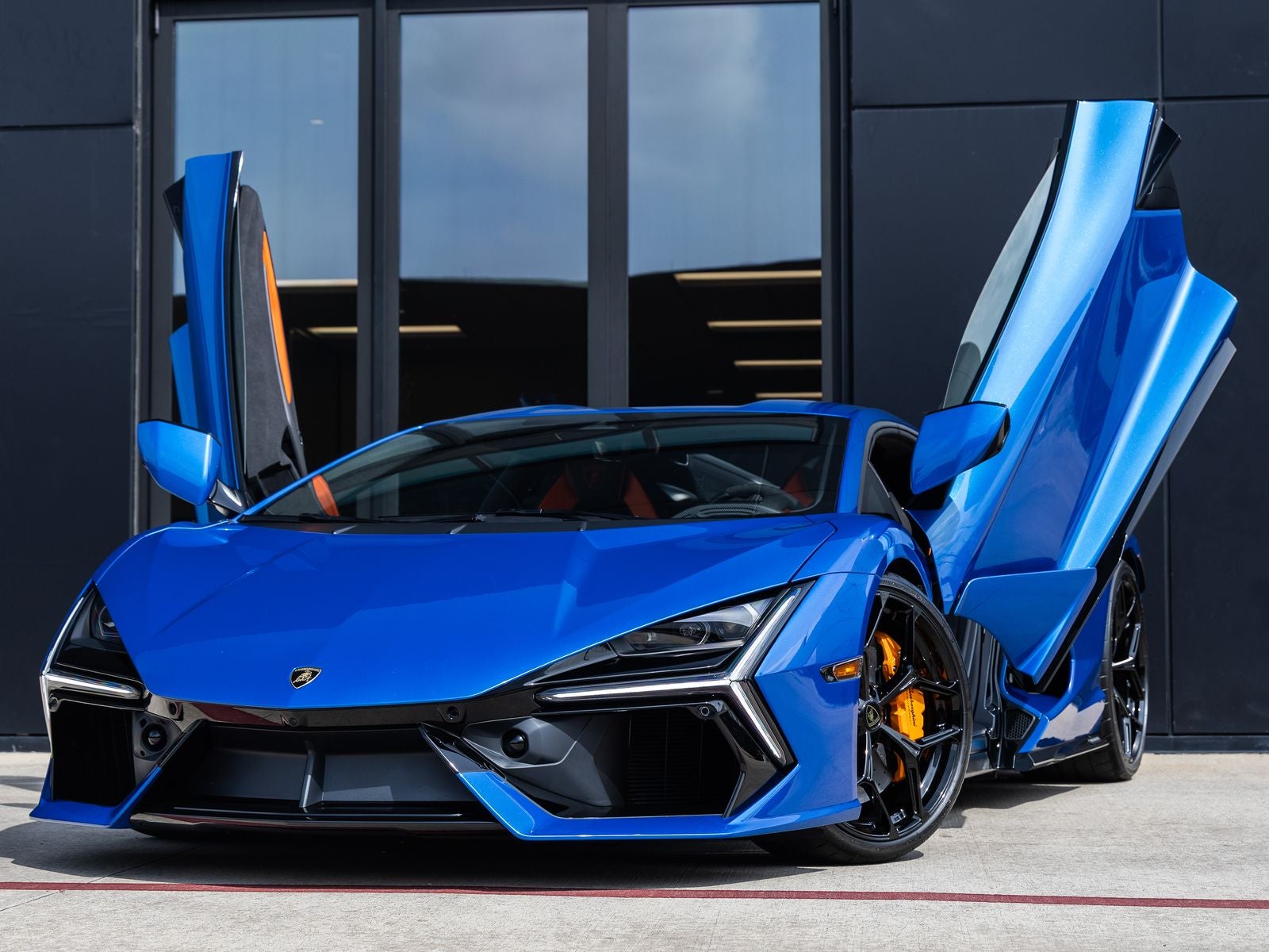 2026 Lamborghini Revuelto Base