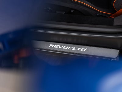 2026 Lamborghini Revuelto Base