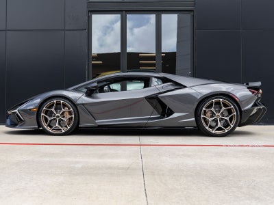2026 Lamborghini Revuelto Base