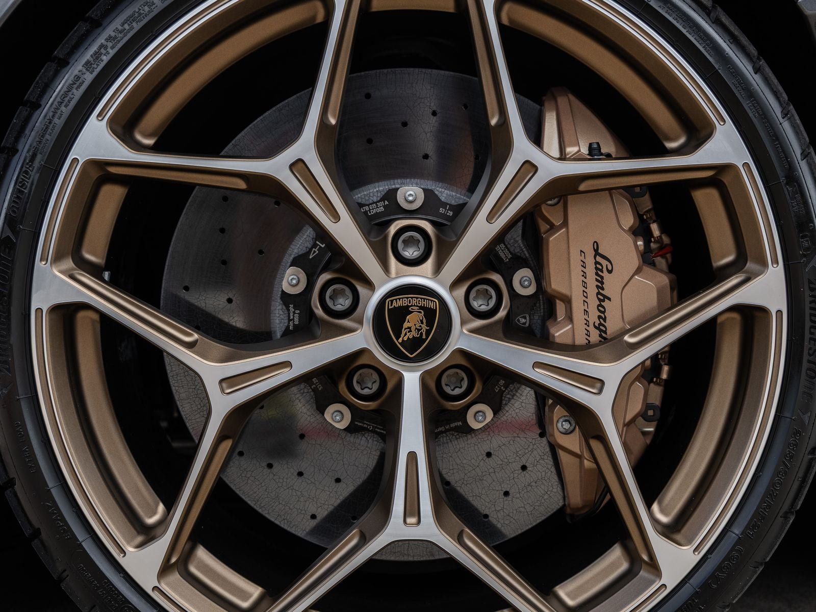 2026 Lamborghini Revuelto Base