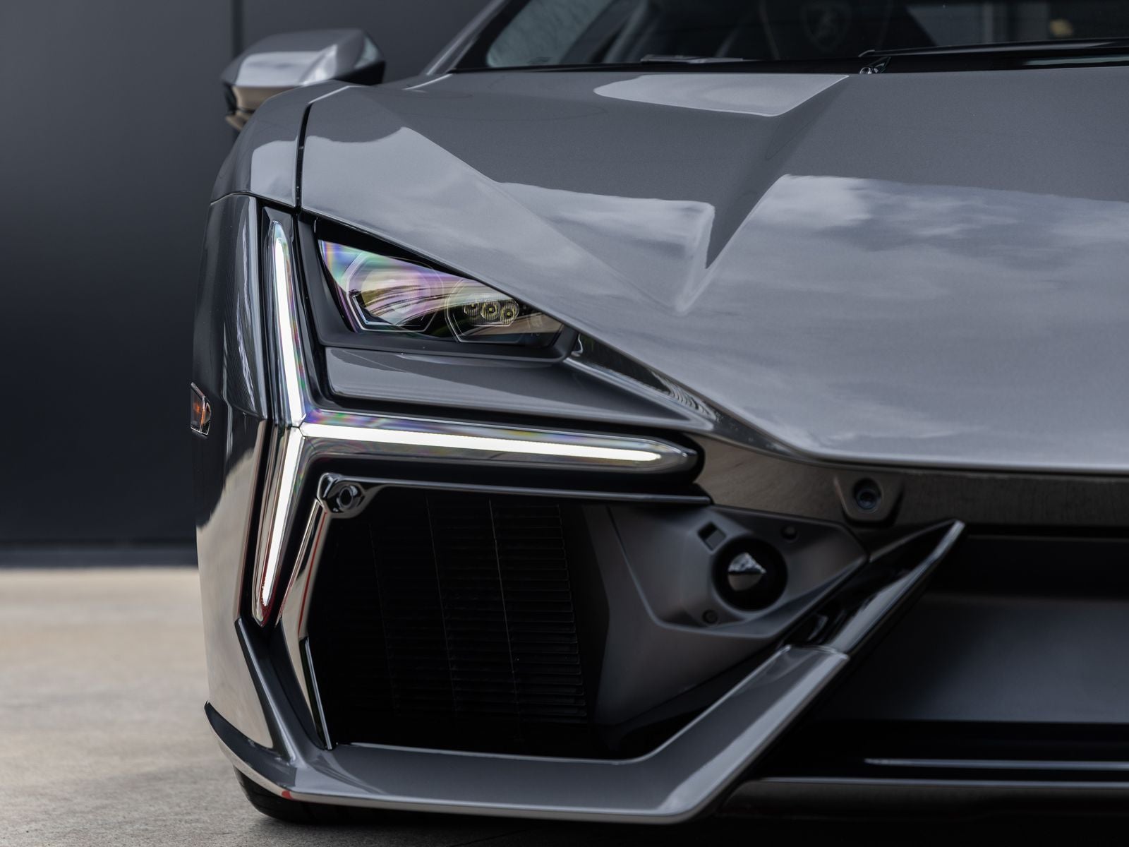 2026 Lamborghini Revuelto Base