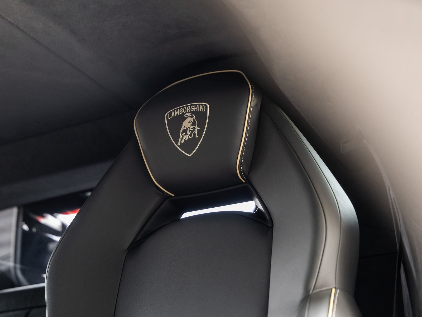 2026 Lamborghini Revuelto Base