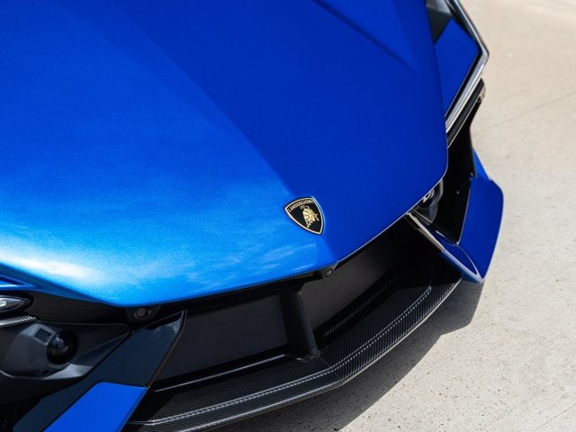 2025 Lamborghini Revuelto Base