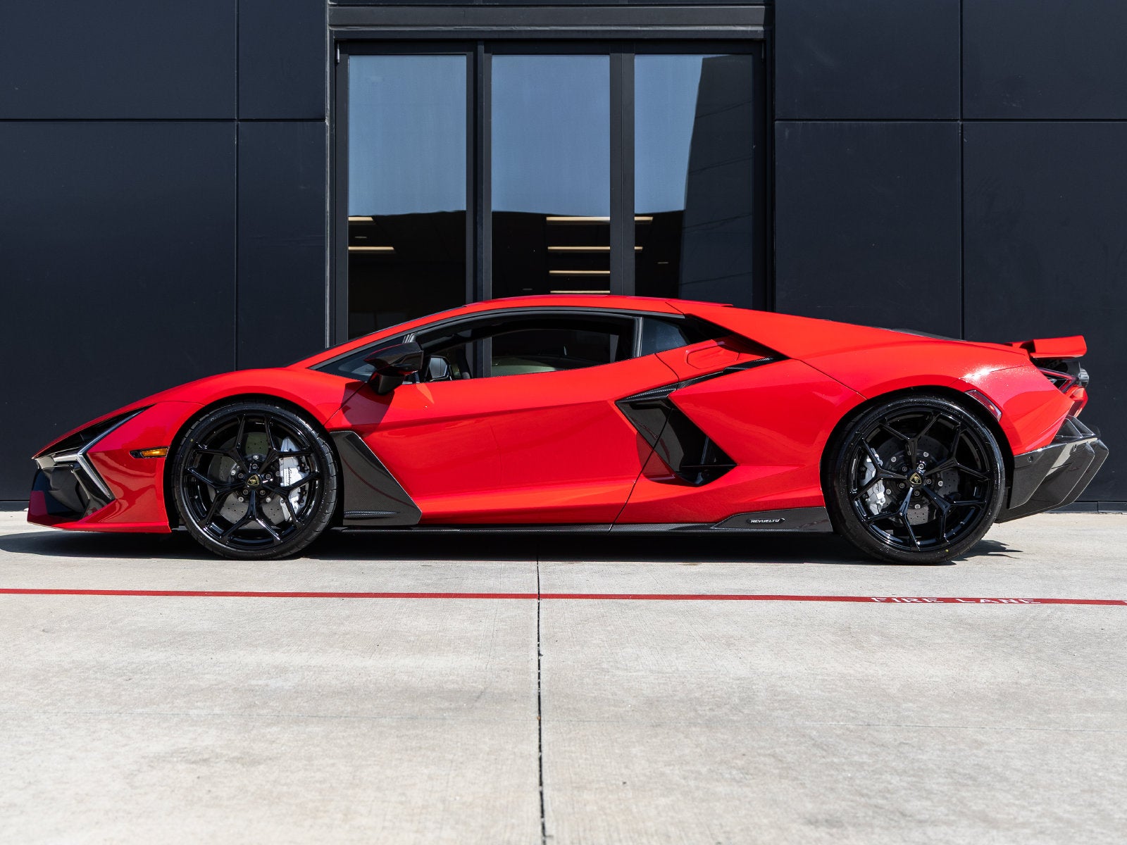 2026 Lamborghini Revuelto Base