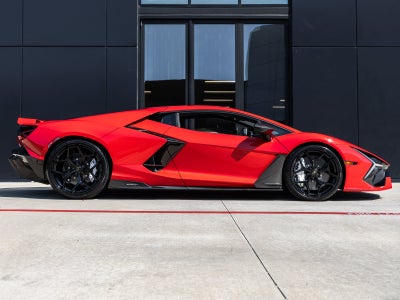 2026 Lamborghini Revuelto Base