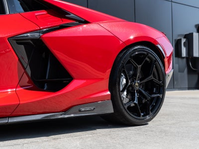 2026 Lamborghini Revuelto Base