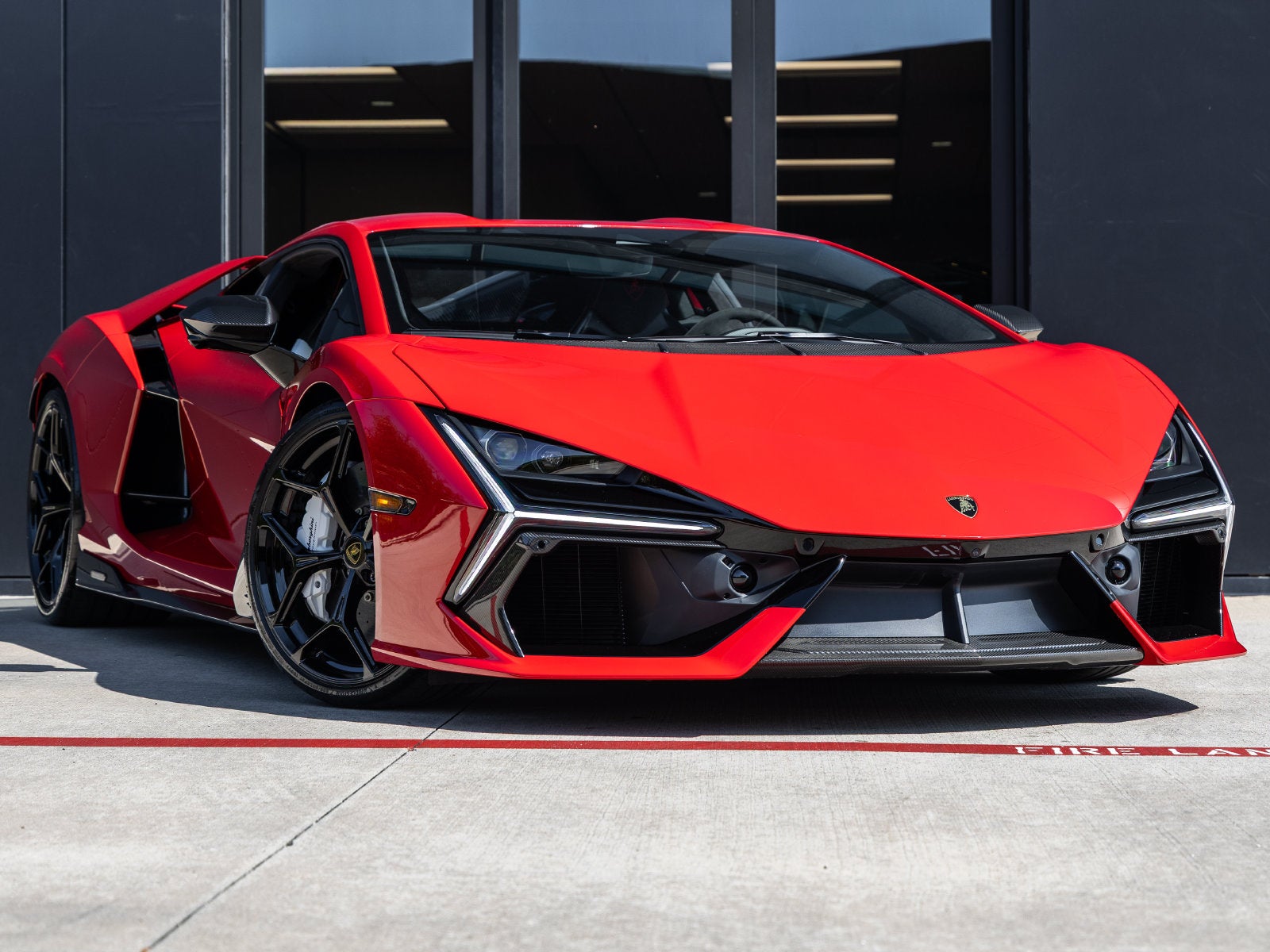 2026 Lamborghini Revuelto Base
