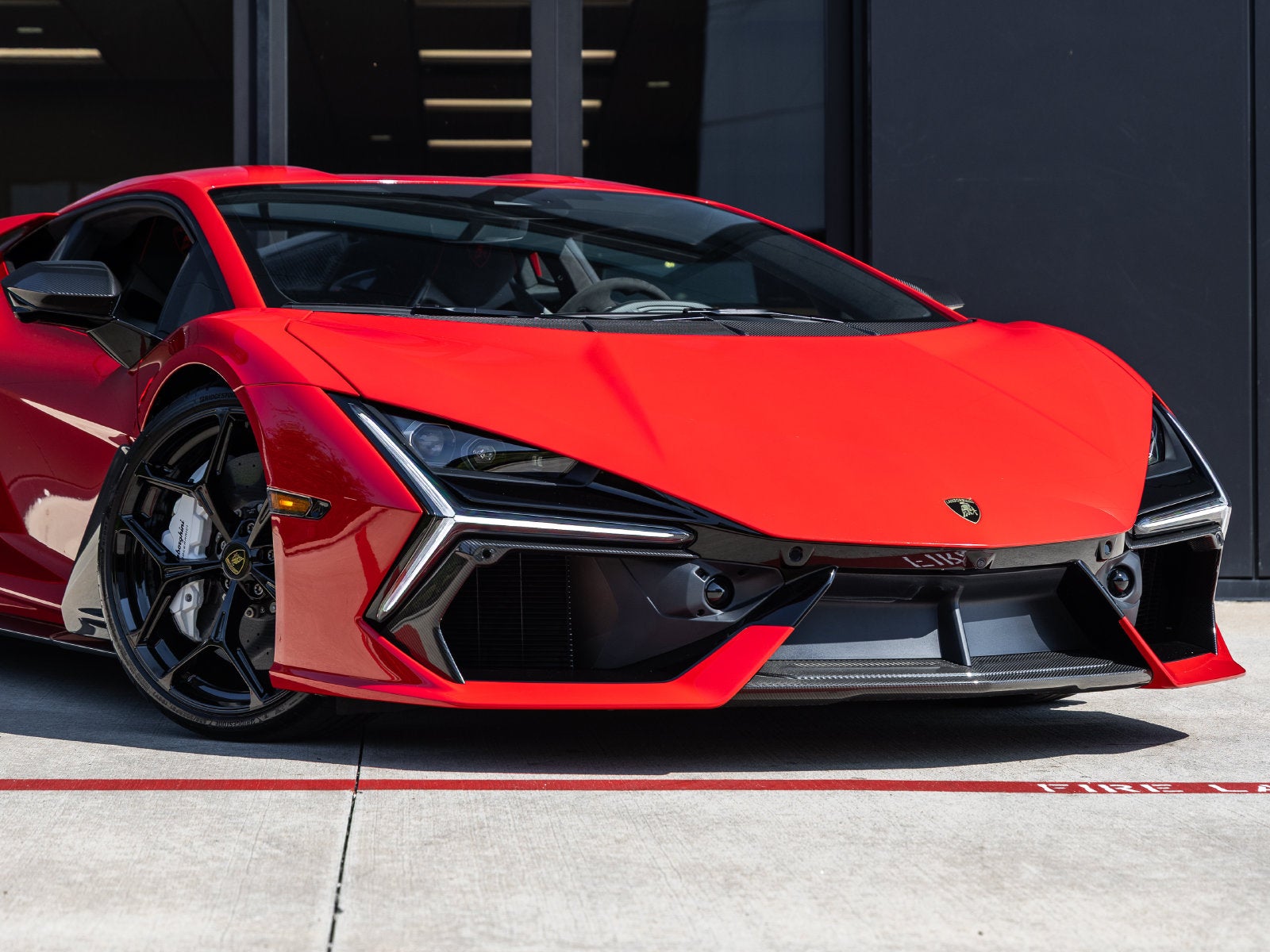 2026 Lamborghini Revuelto Base