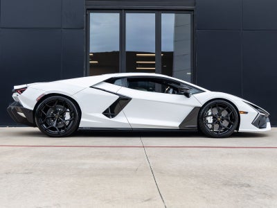 2026 Lamborghini Revuelto Base
