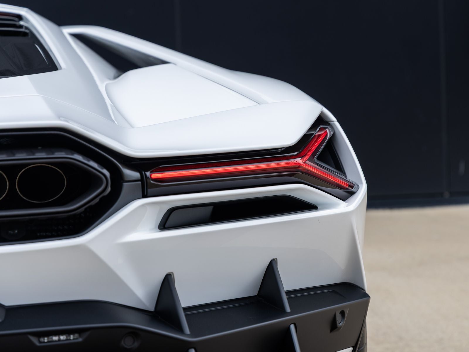 2026 Lamborghini Revuelto Base