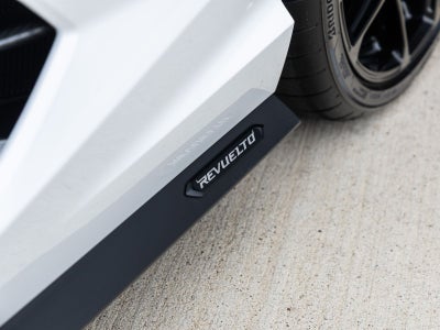 2026 Lamborghini Revuelto Base