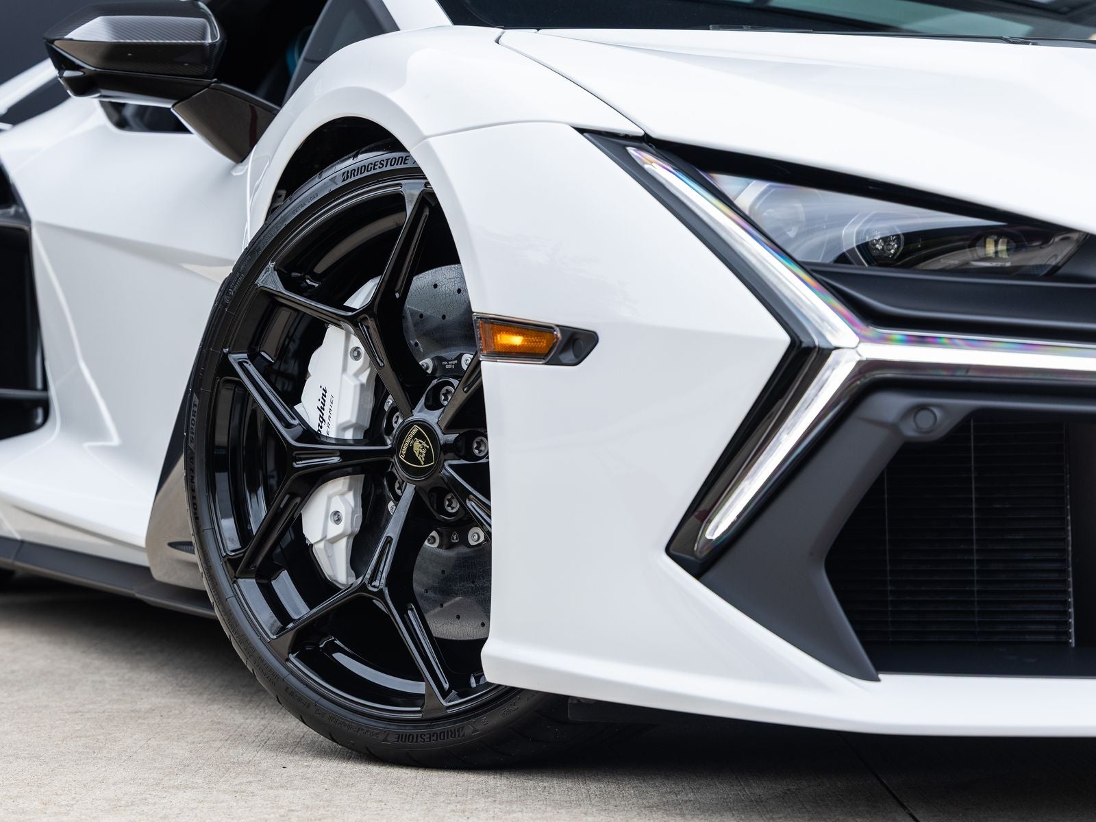 2026 Lamborghini Revuelto Base