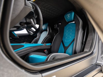 2026 Lamborghini Revuelto Base