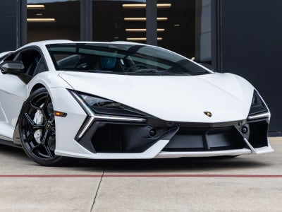 2026 Lamborghini Revuelto Base