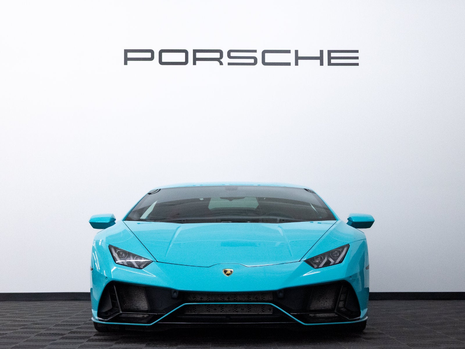 2020 Lamborghini Huracan EVO Base