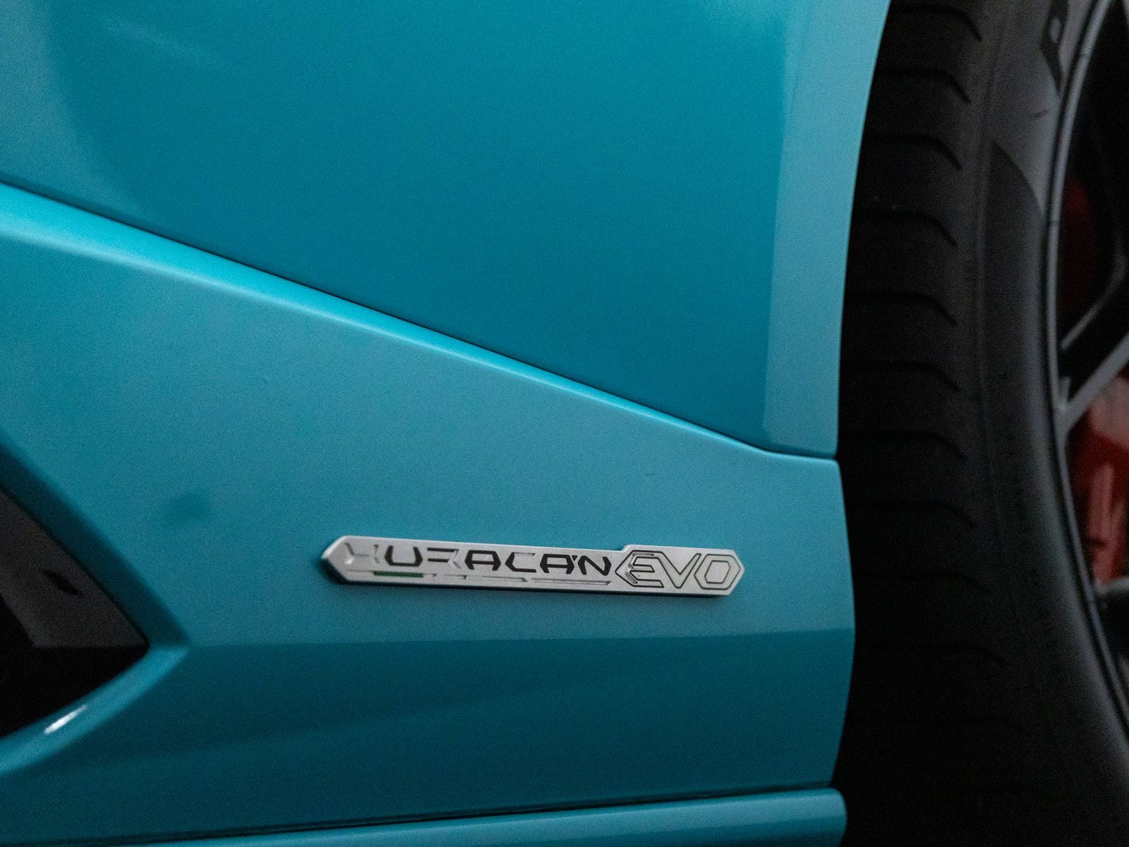 2020 Lamborghini Huracan EVO Base
