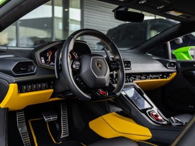 2020 Lamborghini Huracan EVO Base